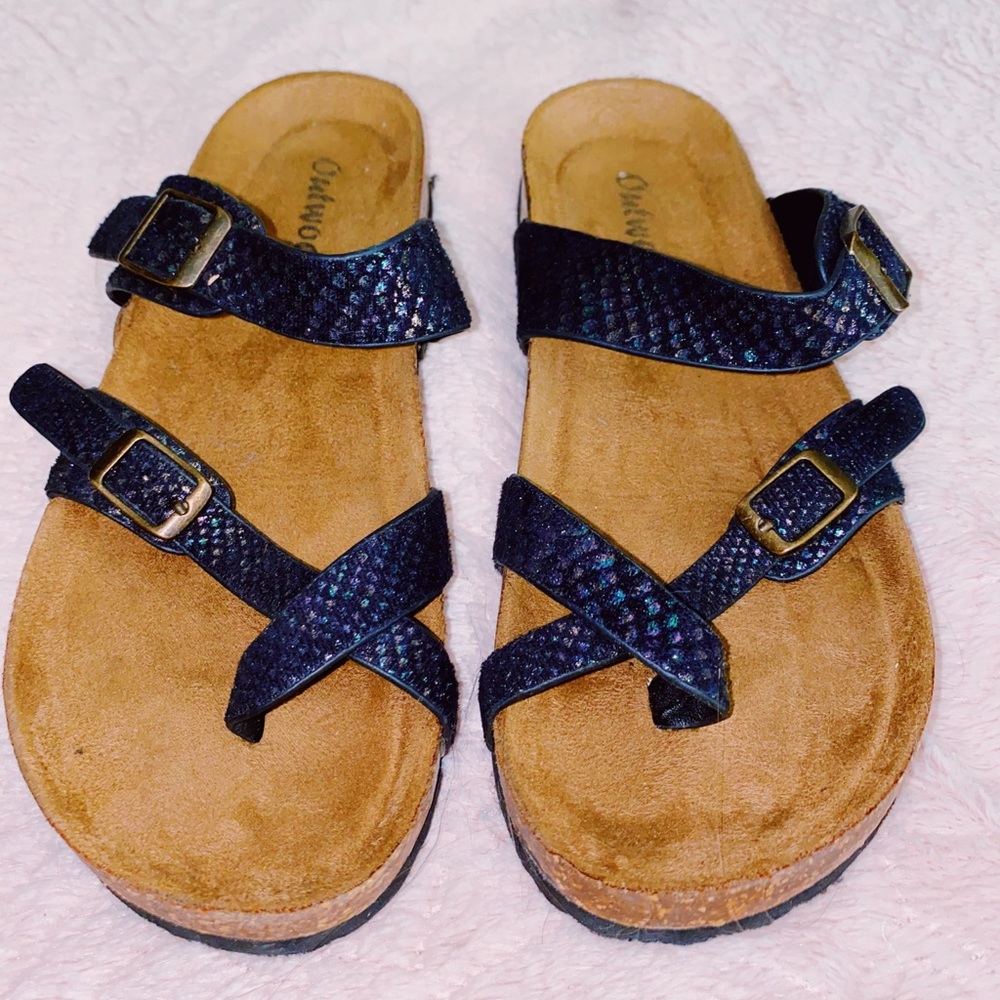 Mermaid Style Outwoods Sandals